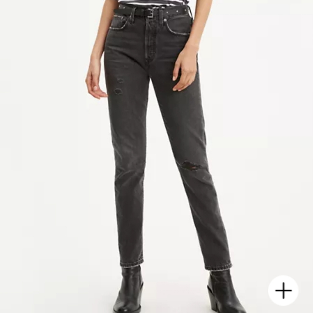 Levi's 501 Skinny Black Distressed Jeans. 25